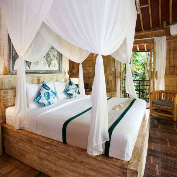Bamboo Villa Marni Alas Retreat 3